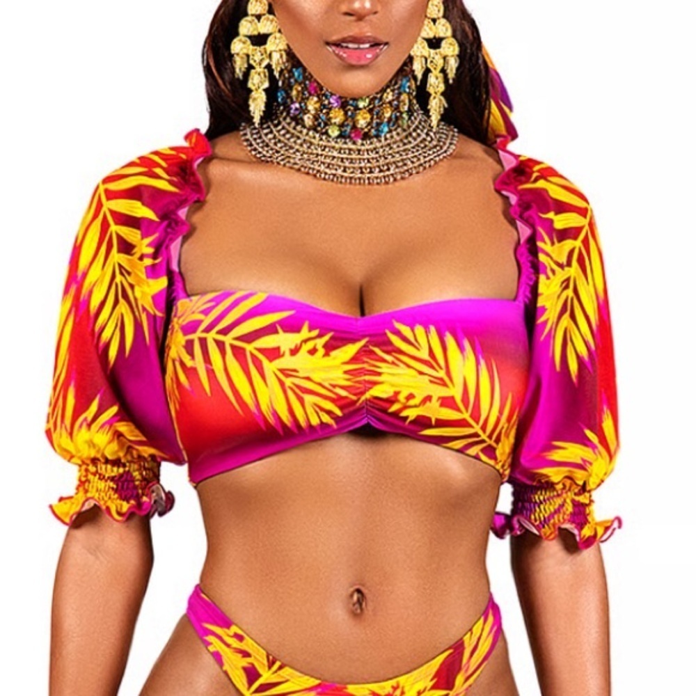 New! BFyne Zena floral bikini swim top 10600